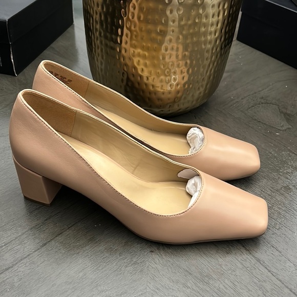 Naturalizer KARINA Block Heel Pumps - Picture 4 of 10